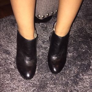 Ankle boots